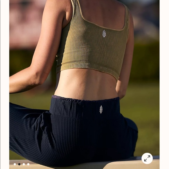 Free People Movement Happiness Runs Square neck - Picture 3 of 8